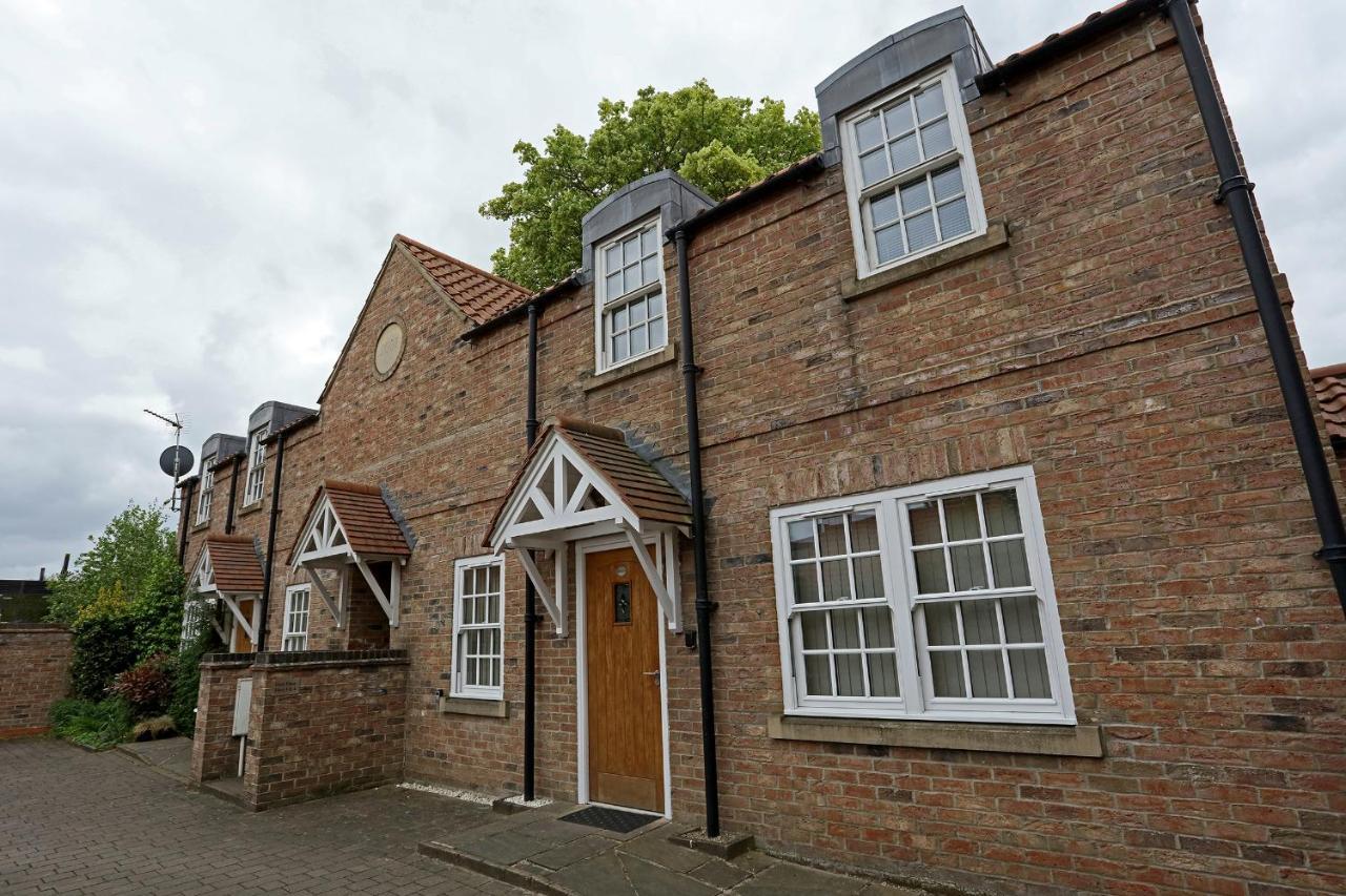 George Hudson Court Apartments Apartment
